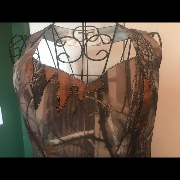 Custom camo halter dress size 14 - Picture 3 of 5